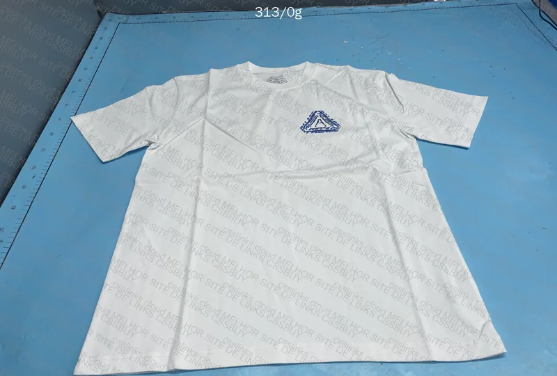 Palace T-Shirt 3