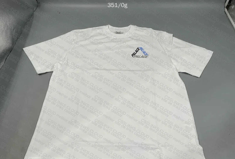 Palace Sale37 T-Shirt