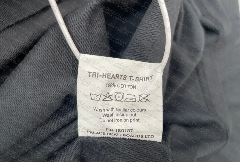 Palace Tri-Hearts T-Shirt 3