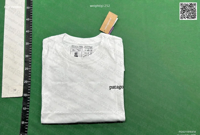 Patagonia Navy Blue / White T-Shirt 2