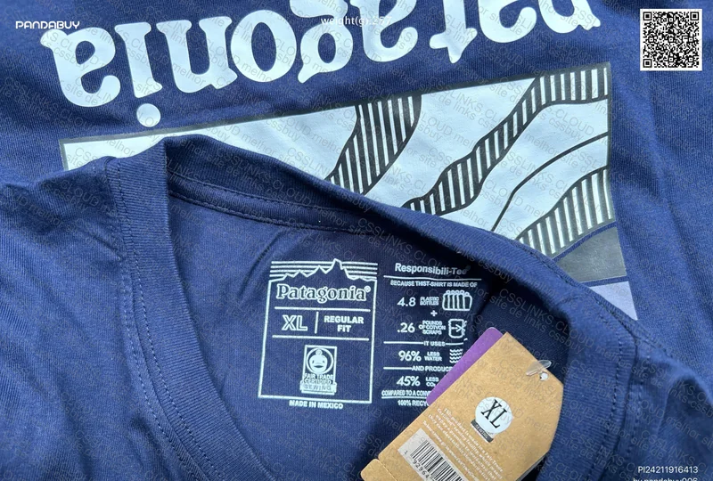Patagonia Navy Blue / White T-Shirt 8