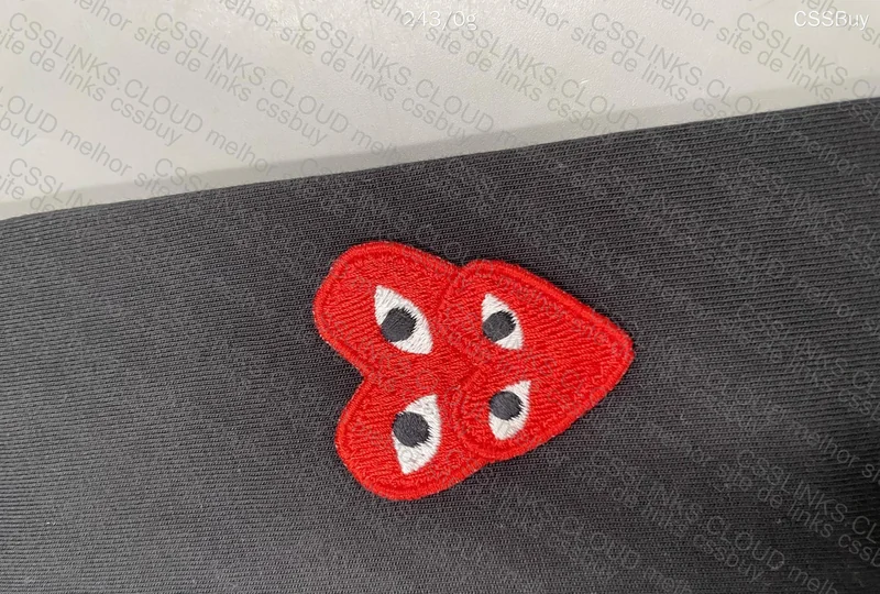 Play Comme des Garçons T-Shirt 2
