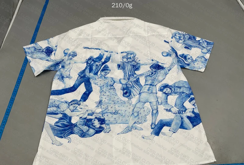 Prada T-Shirt 4