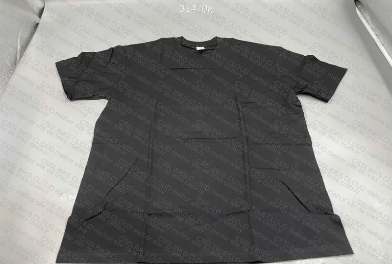 Basic Black T-Shirt [15 yuan]