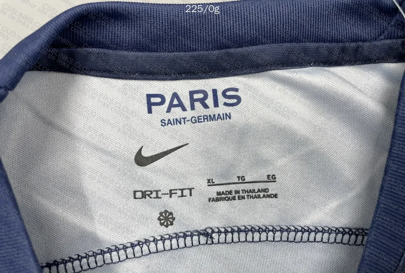 PSG T-shirt (Random) 4
