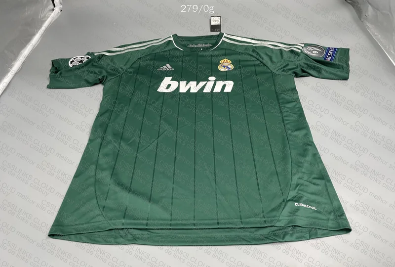 Real Madrid 12/13 T-Shirt 3