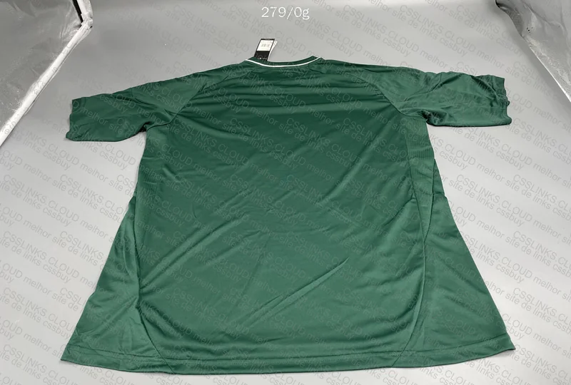 Real Madrid 12/13 T-Shirt 6