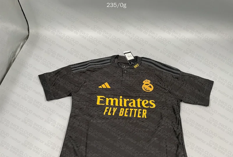 Real Madrid T-Shirt 4