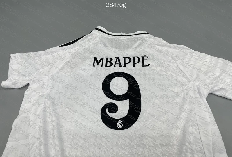Real Madrid T-Shirt 7