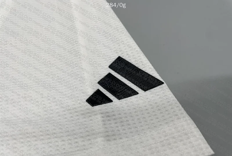 Real Madrid T-Shirt 9