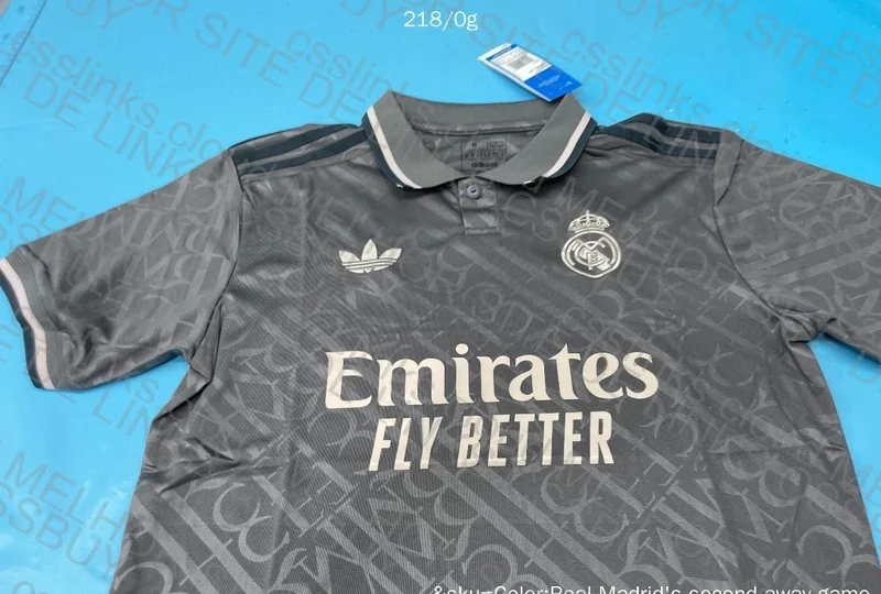 Real Madrid T-Shirt 2