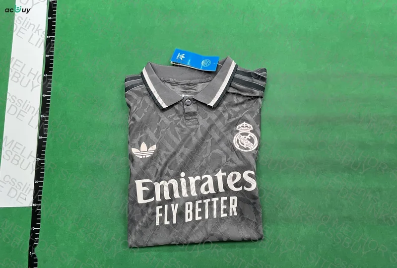 Real Madrid T-Shirt 3