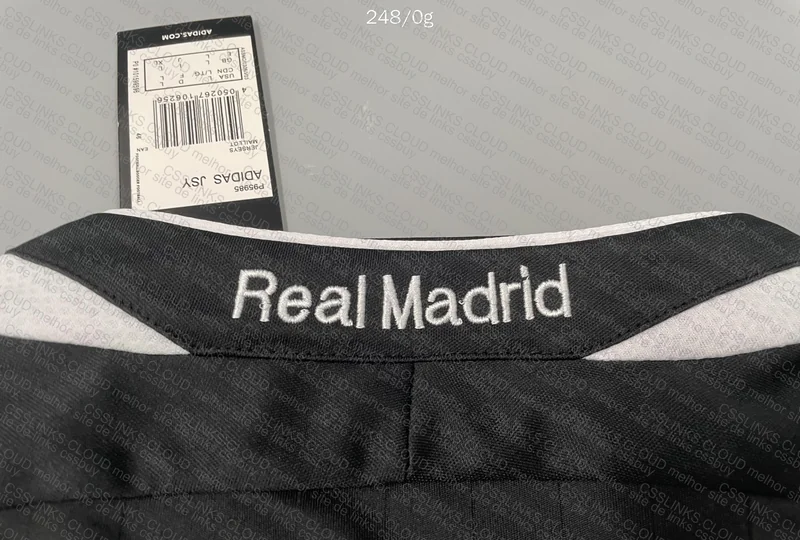 Real Madrid Retro 2006 Jersey 7