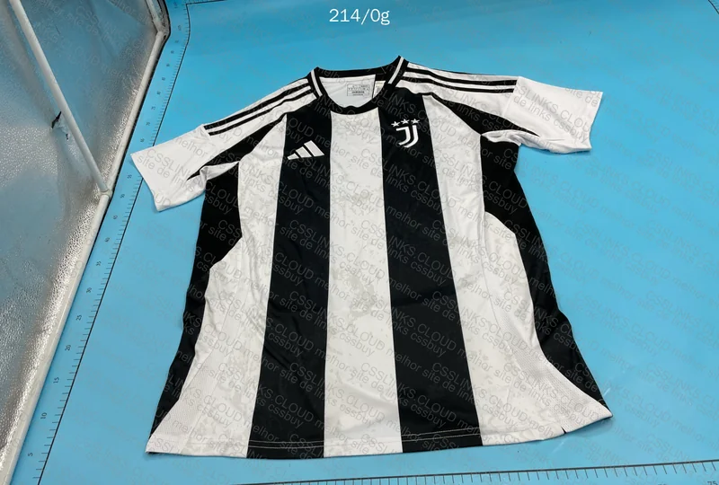 São Paulo and Juventus T-Shirt 3