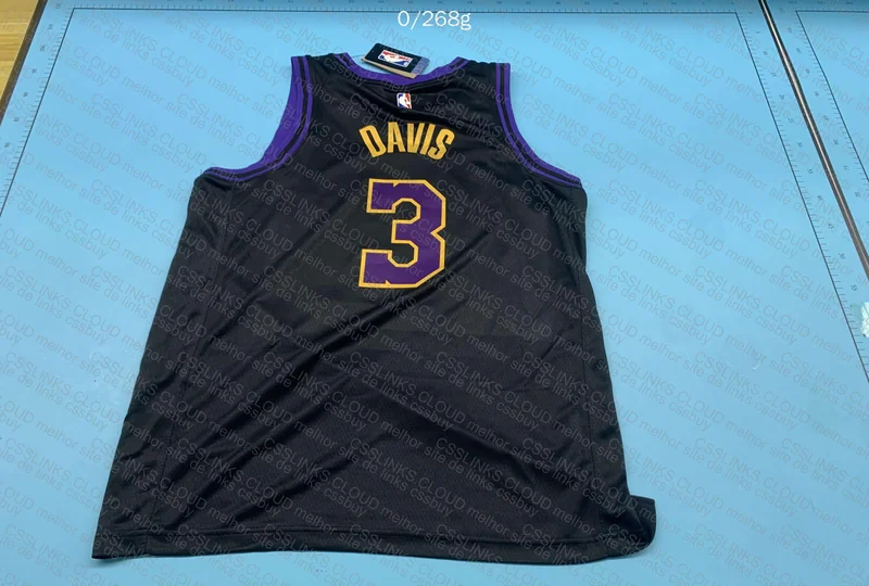 Lakers 23/24 City T-Shirt + Shorts 3