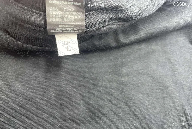 Gildan Slim T-Shirt 4