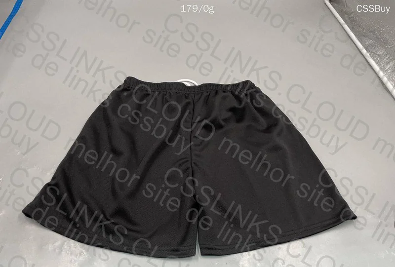 Stussy T-Shirt, EE Shorts, Mini Swoosh Hoodie 10