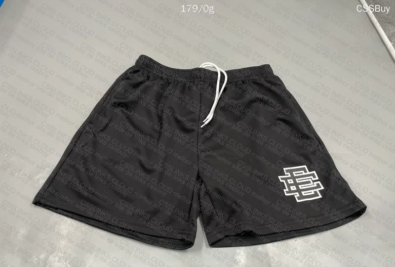 Stussy T-Shirt, EE Shorts, Mini Swoosh Hoodie 4