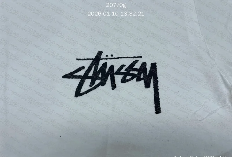 Camiseta STUSSY Branca 5