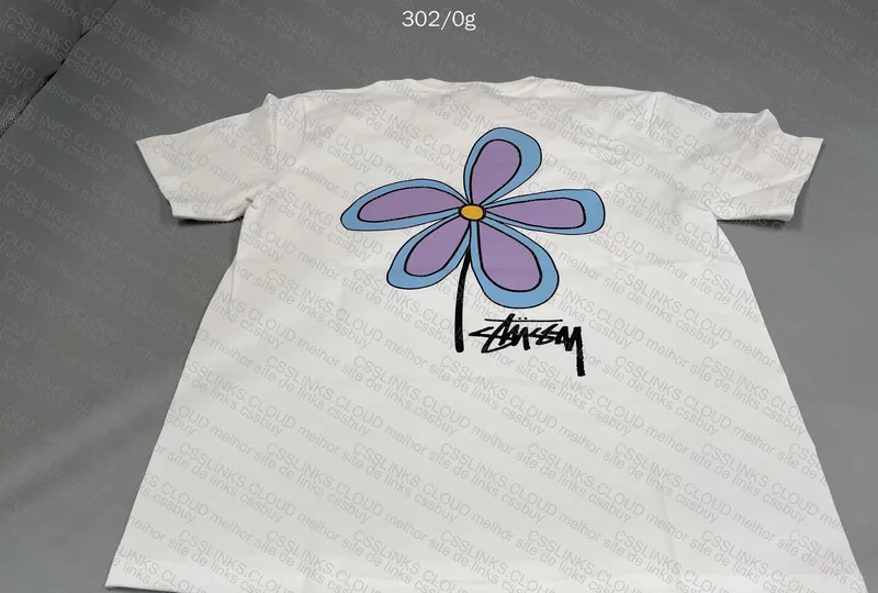 Stussy T-Shirt with Measurements 10