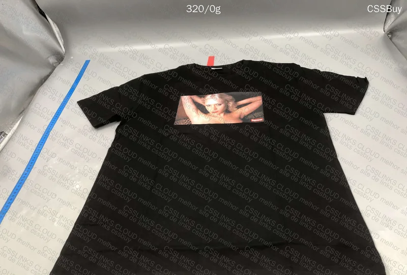 Supreme T-Shirt 3