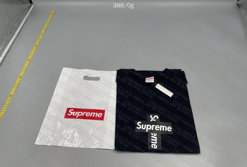 Supreme T-Shirt