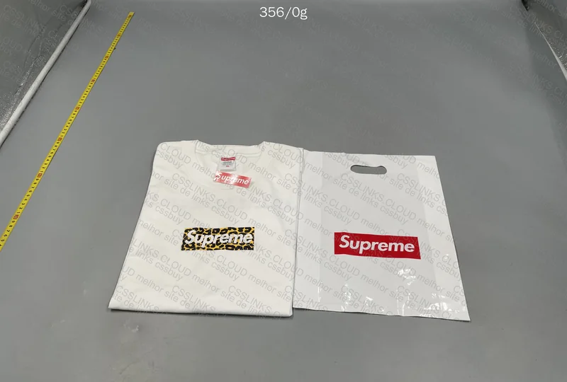 Supreme T-Shirt