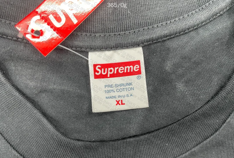 Supreme T-Shirt 3