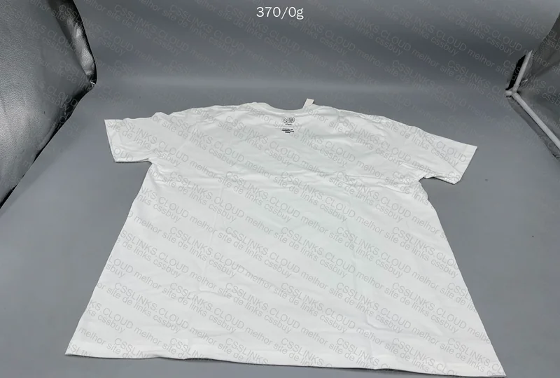 Supreme T-Shirt