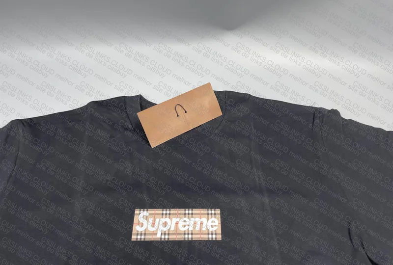 Supreme T-Shirt 3
