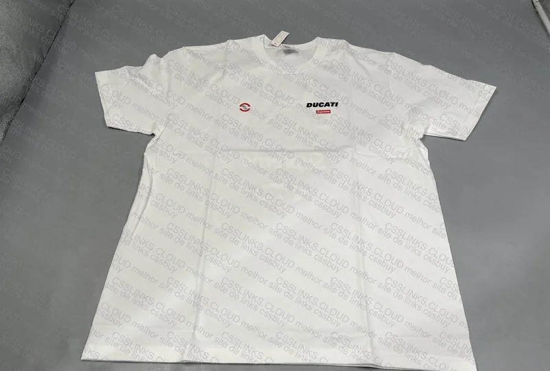 Supreme T-Shirt 2