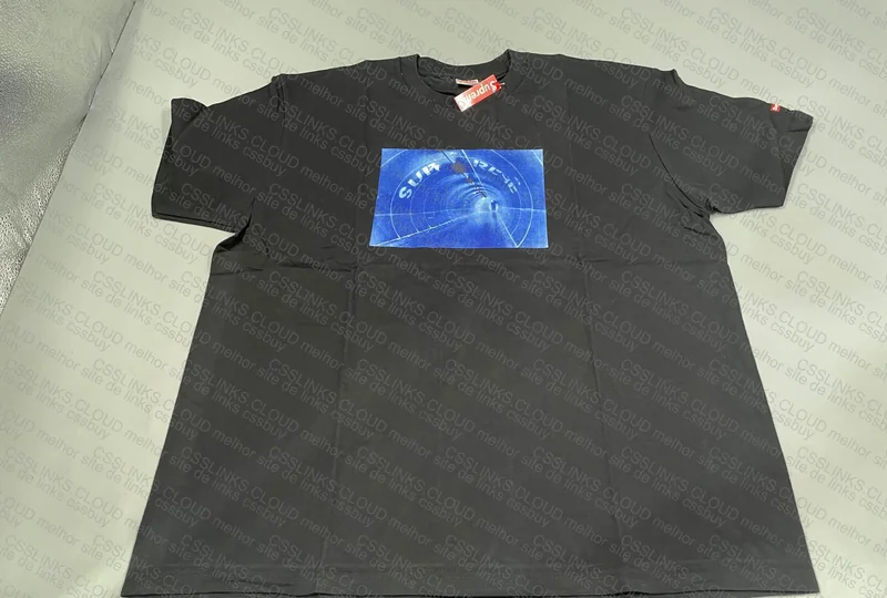Supreme T-Shirt 2