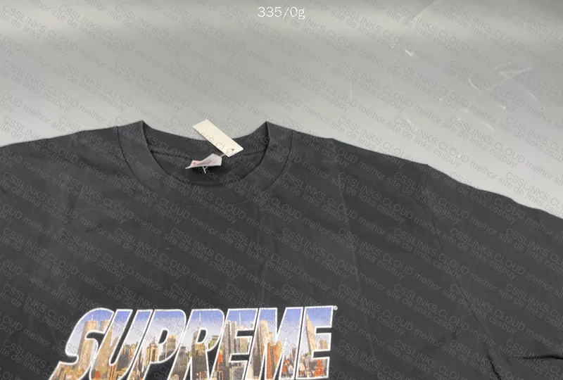 Supreme T-Shirt
