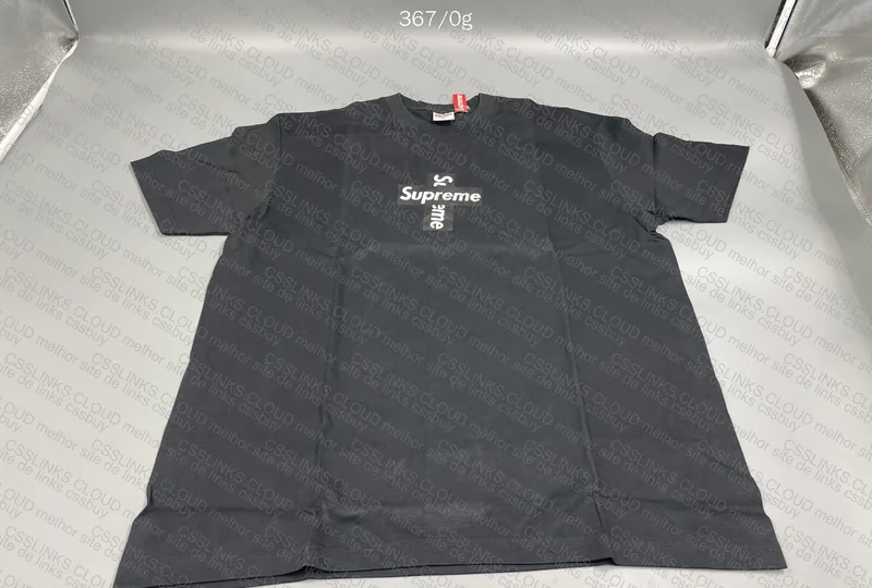 Supreme T-Shirt