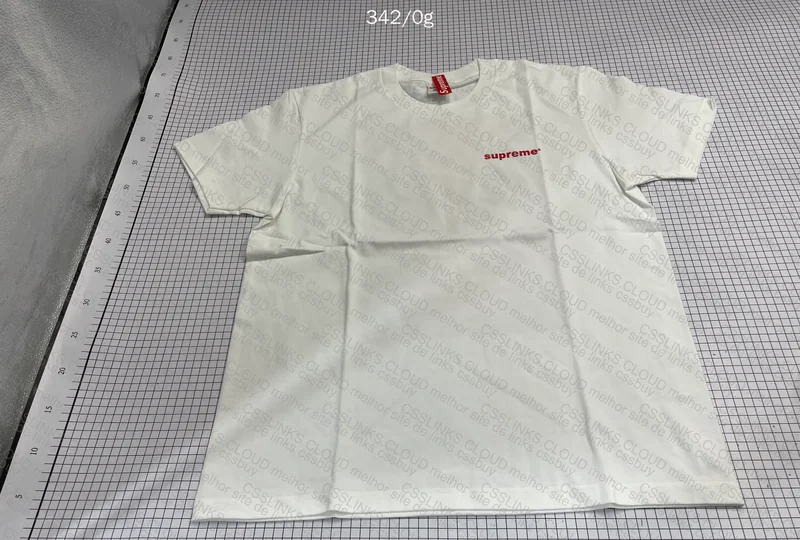Supreme T-Shirt 2