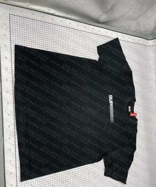 Supreme T-Shirt