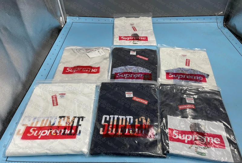 Supreme T-Shirt