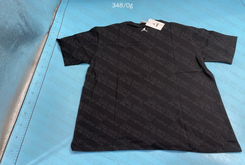Supreme T-Shirt 2