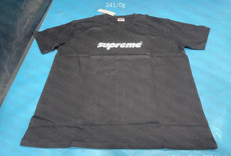 Supreme T-Shirt 4