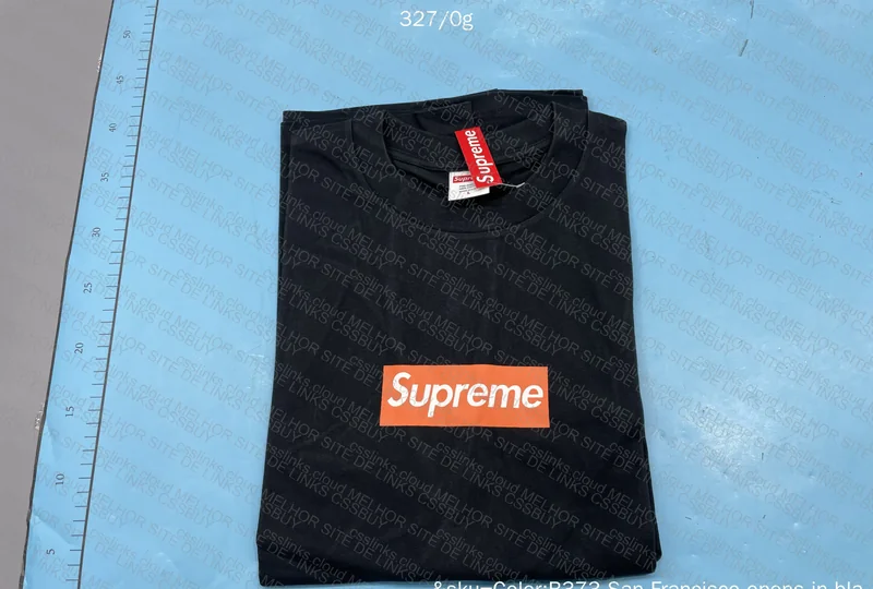 Supreme T-Shirt