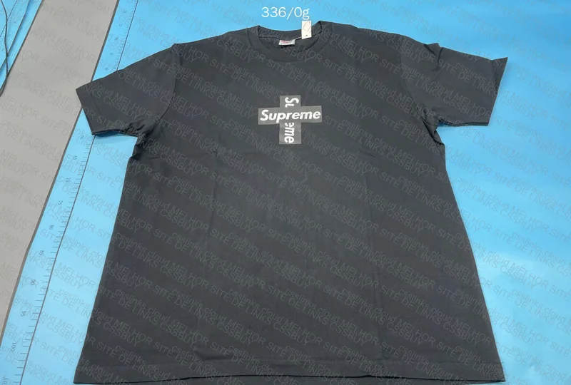 Supreme T-Shirt 4