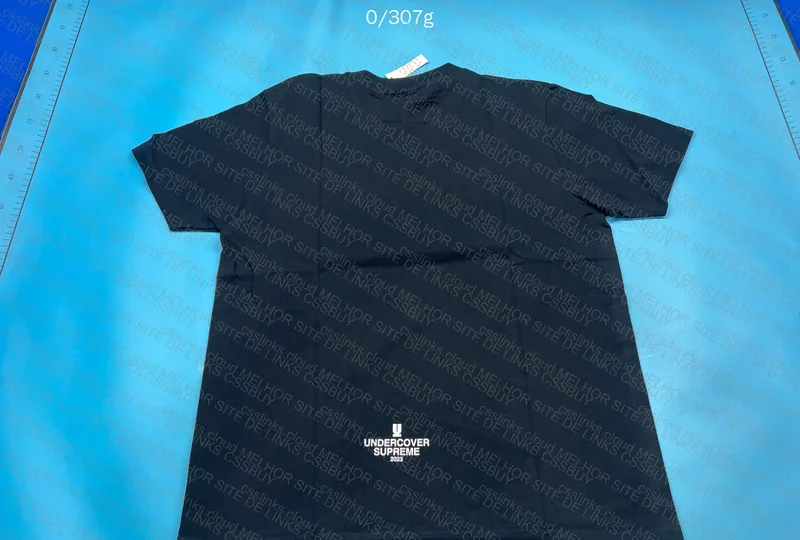 Supreme T-Shirt 3
