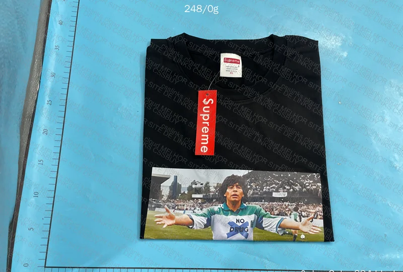 Supreme x Maradona T-Shirt 3