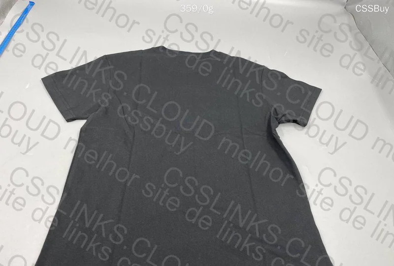 Syna World T-Shirt