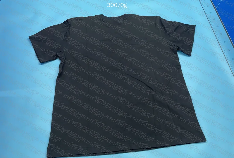 Syna WRLD T-shirt 4