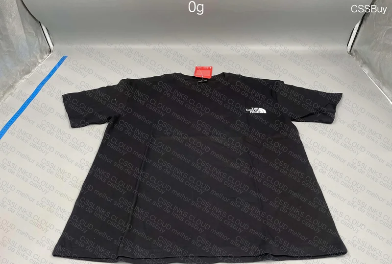 The North Face T-shirt 2