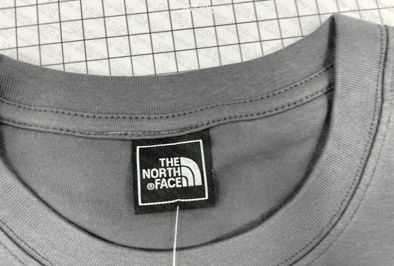 The North Face T-shirt 8
