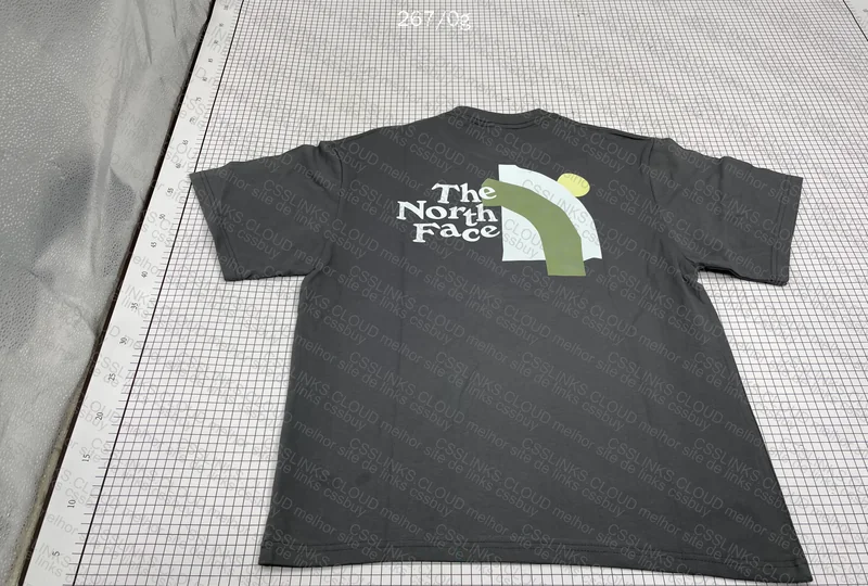 The North Face T-shirt 9