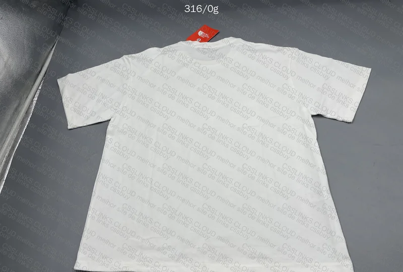 The North Face Berkeley California USA T-Shirt (TNF)