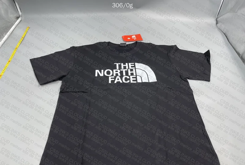 The North Face T-Shirt (TNF)